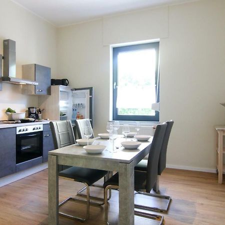 Apartmondo Ferienwohnung 졸링겐 외부 사진